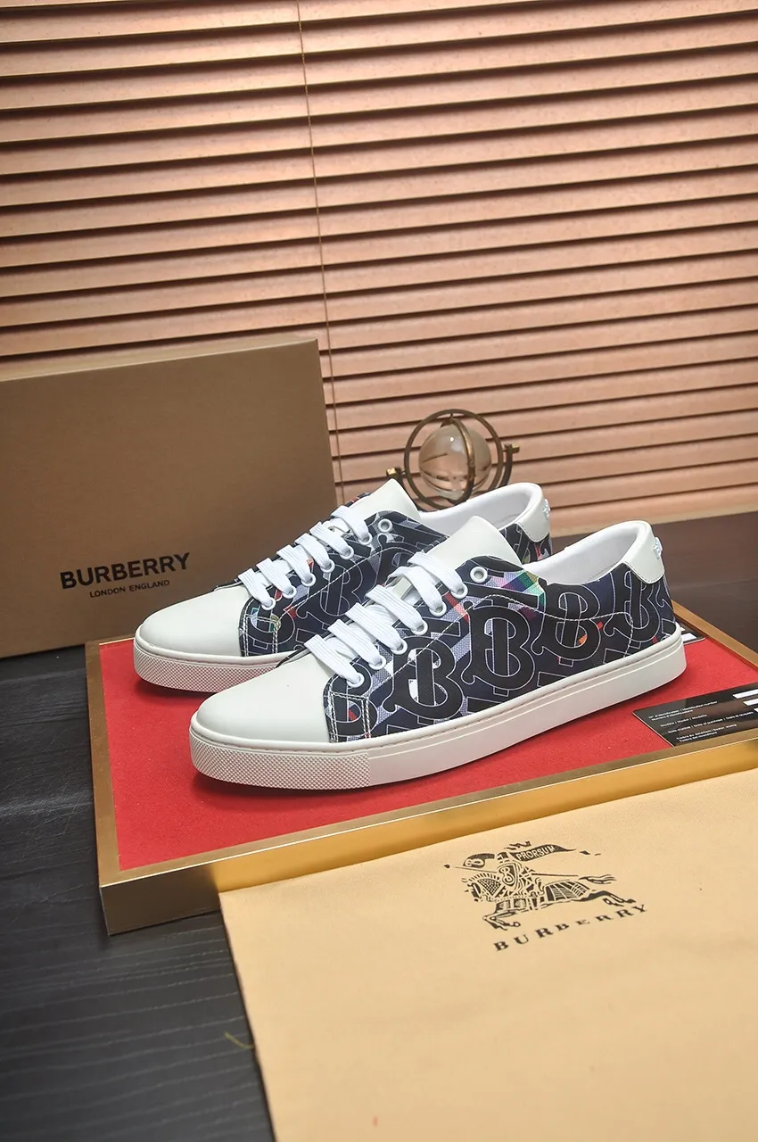 Men's shoes💰480💶[Burberry] (cowhide lining) classic low-top sneakers｜Imported cowhide with classic plaid fabric｜Cow leather lining｜Original outsole｜Fine workmanship and comfortable to wear Size: 38-44 (customized at 45)